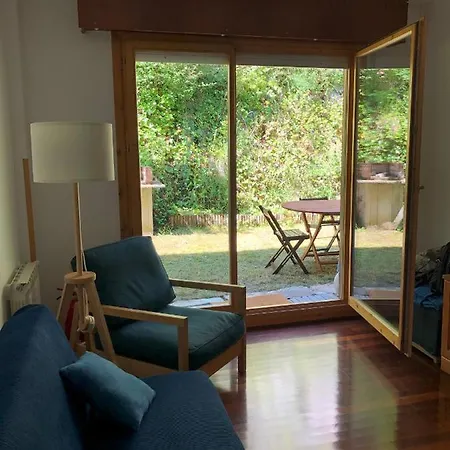 Casa De Claudia Comillas- Jardin Privado - A 10 Metros Del Capricho De Gaudi