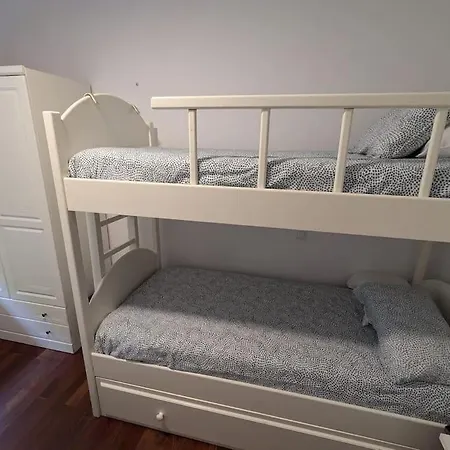 Apartament Casa De Claudia Comillas- Jardin Privado - A 10 Metros Del Capricho De Gaudi *