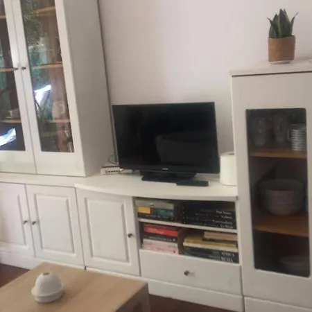 Casa De Claudia Comillas- Jardin Privado - A 10 Metros Del Capricho De Gaudi