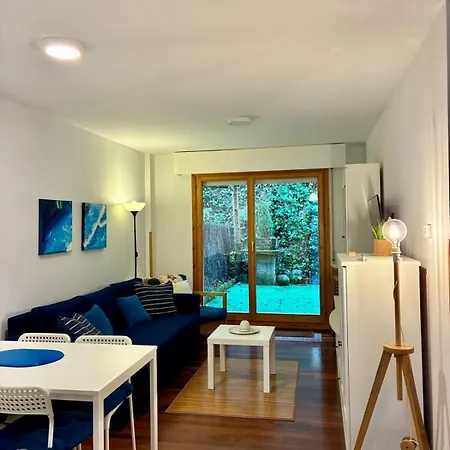 Casa De Claudia Comillas- Jardin Privado - A 10 Metros Del Capricho De Gaudi