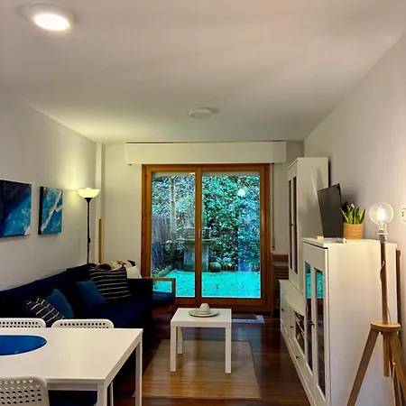 Апартаменты Casa De Claudia Comillas- Jardin Privado - A 10 Metros Del Capricho De Gaudi *