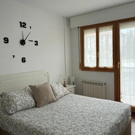 Casa De Claudia Comillas- Jardin Privado - A 10 Metros Del Capricho De Gaudi Апартаменты Комильяс