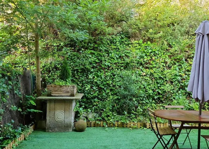 Casa De Claudia Comillas- Jardin Privado - A 10 Metros Del Capricho De Gaudi Appartement