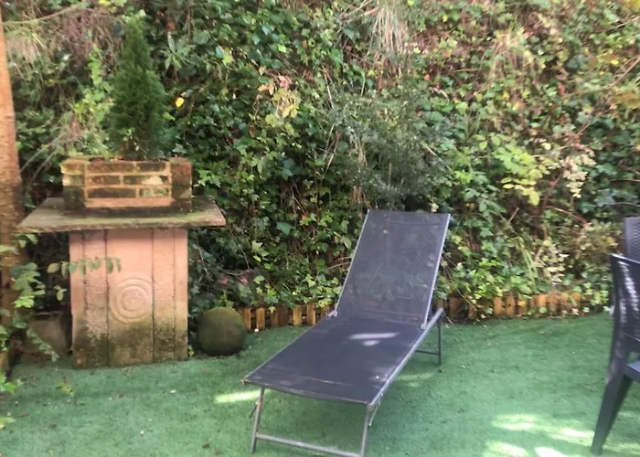 Casa De Claudia Comillas- Jardin Privado - A 10 Metros Del Capricho De Gaudi