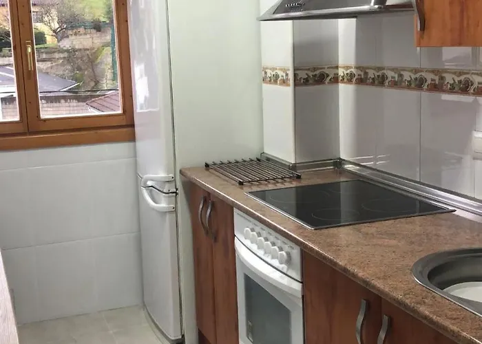 Casa De Claudia Comillas- Jardin Privado - A 10 Metros Del Capricho De Gaudi Appartement *