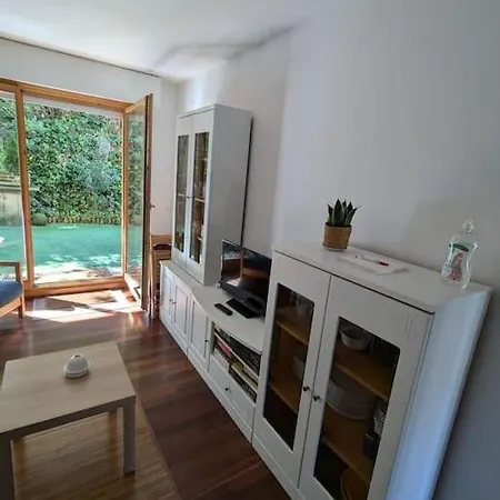 Casa De Claudia Comillas- Jardín Privado - A 10 Metros Del Capricho De Gaudí Apartamento *