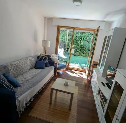 Apartmán Casa De Claudia Comillas- Jardin Privado - A 10 Metros Del Capricho De Gaudi Comillas